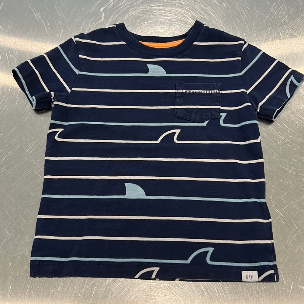 Baby GAP Toddler Shark T shirt
